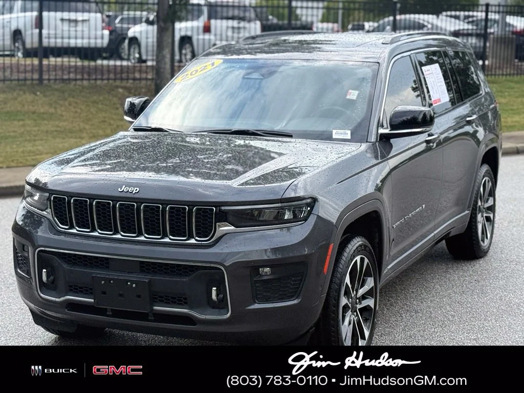 Used 2021 Gray Jeep Overland 4x4 image 9