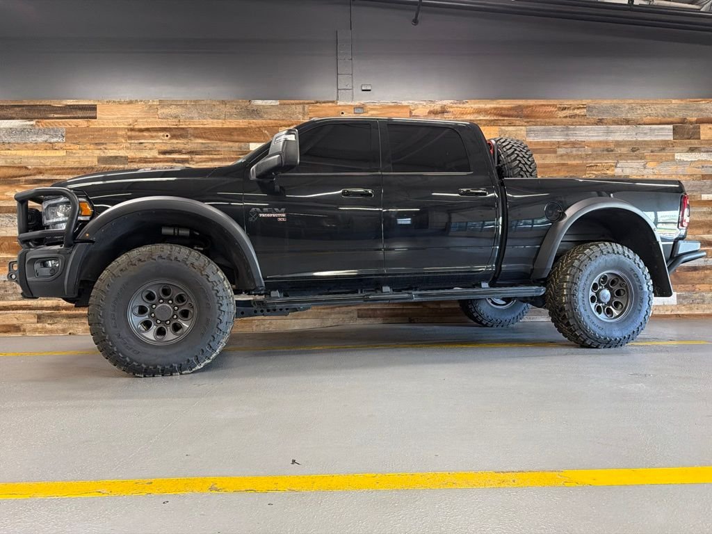 Used 2023 Diamond Black Ram Laramie image 27