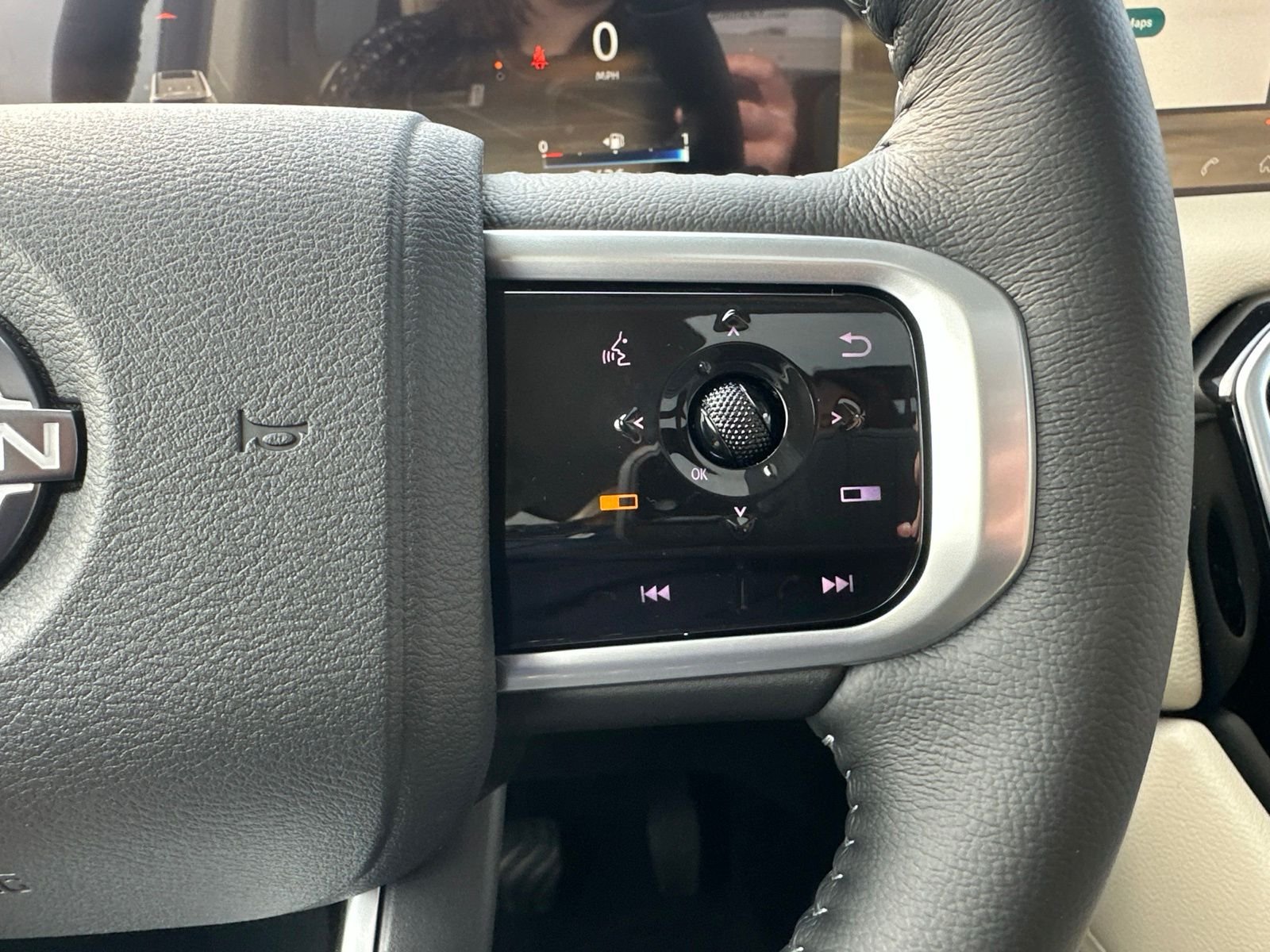 New 2026 White Nissan Platinum image 54