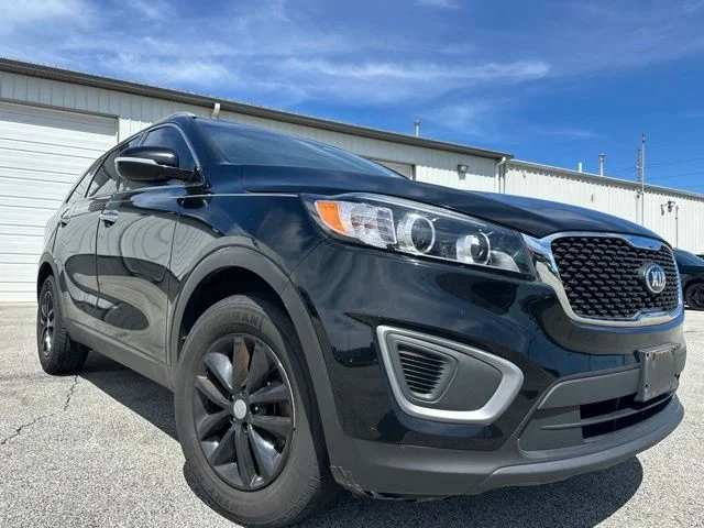 Used 2016 Black Kia LX image 2