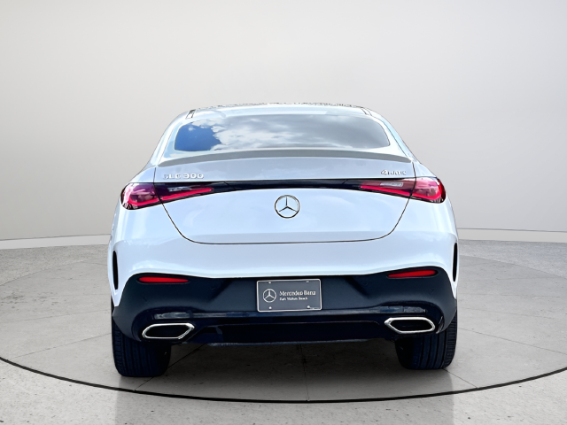Used 2026  Mercedes-Benz GLC 300 Coupe image 5