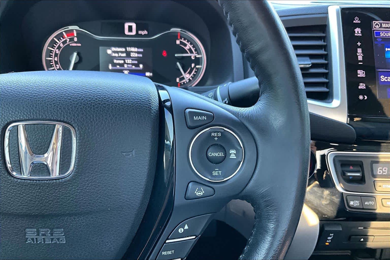 Certified Used 2019 Lunar Silver Metallic Honda RTL-E image 24