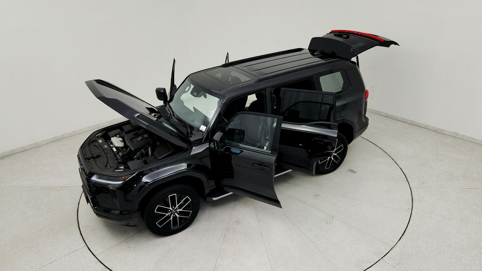 Used 2025 Black Lexus 550 Premium+ image 22