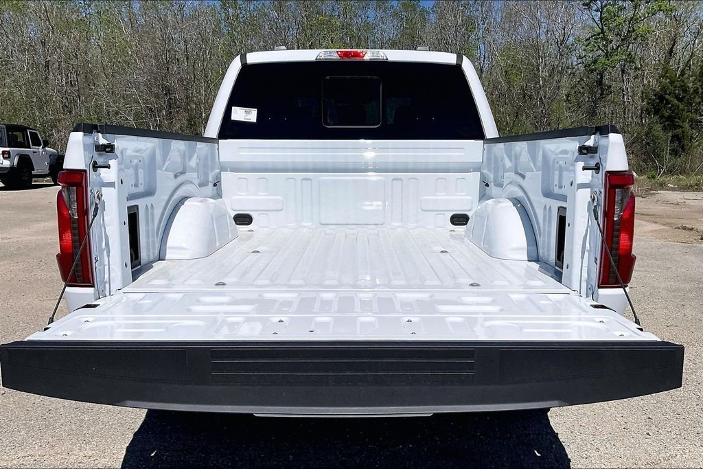 New 2026 Ford F-150 XLT 4D SuperCrew