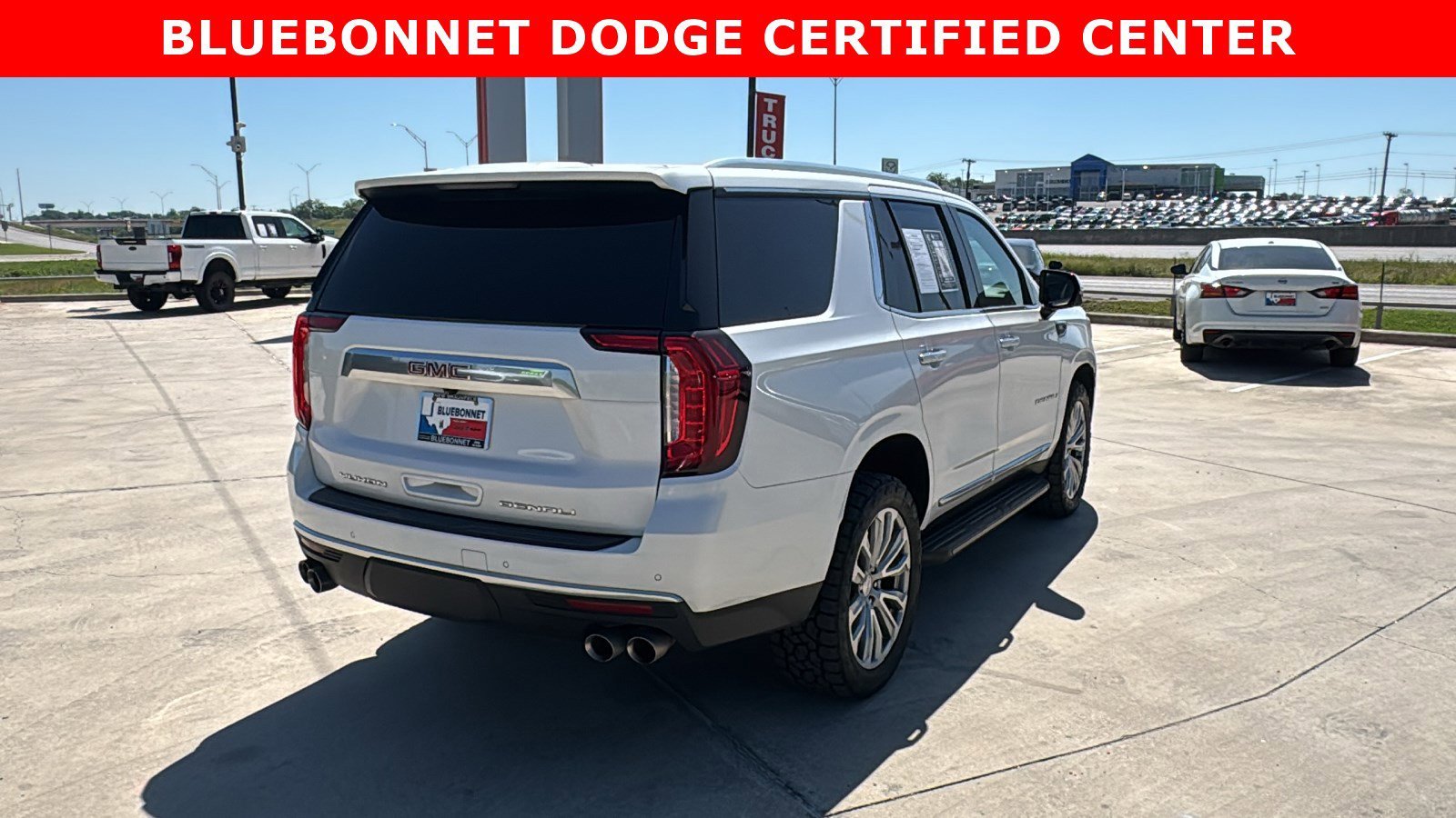 Certified Used 2022 White Frost Tricoat GMC Denali image 5