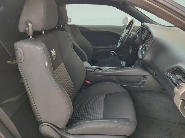 Used 2018 White Dodge R/T image 29
