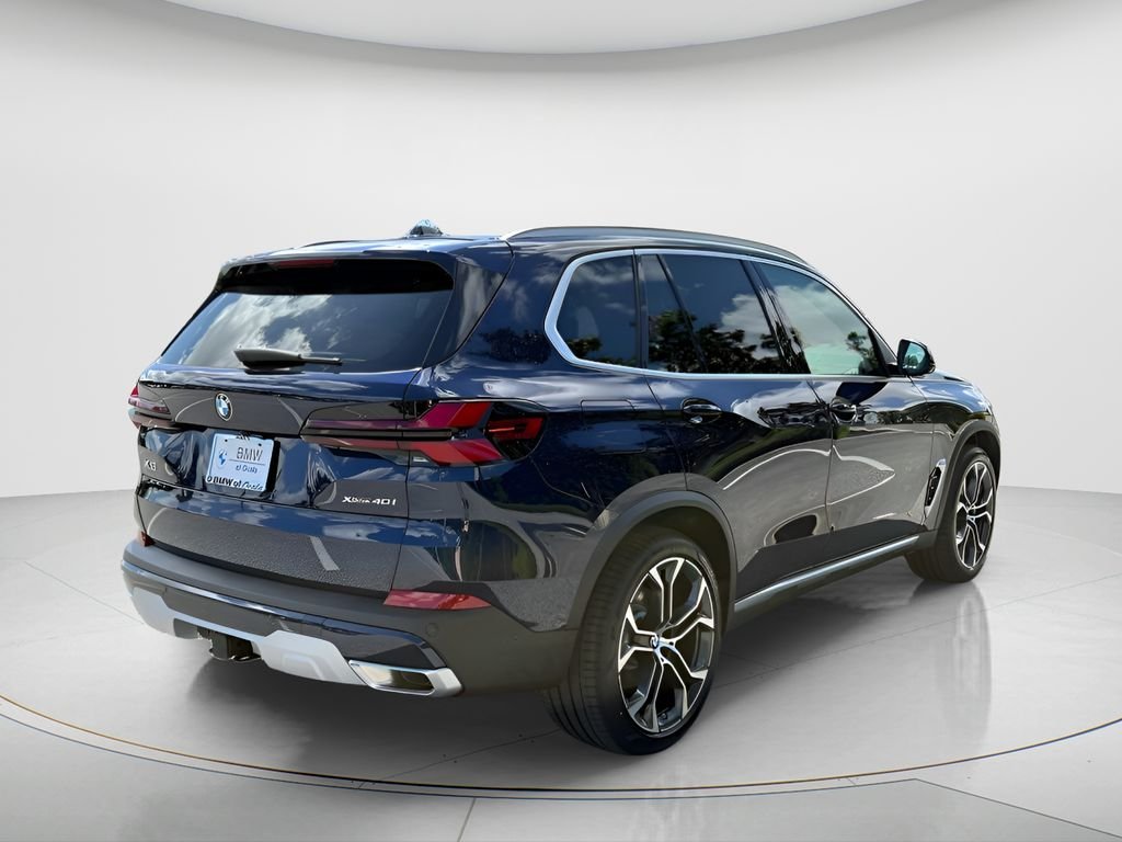 New 2026 Tanzanite Blue II Metallic BMW xDrive40i image 5