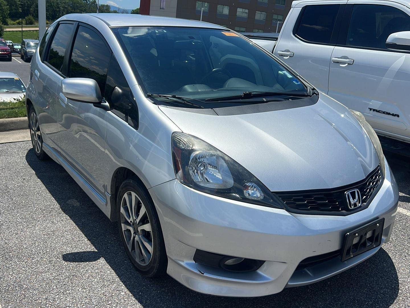 Used 2013  Honda Sport image 5