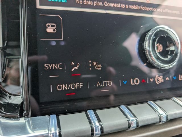 Used 2026  GMC Elevation image 18