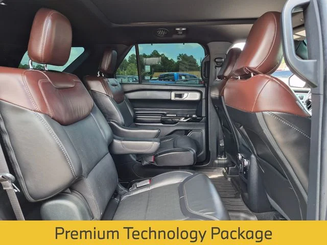 Used 2021 Black Ford Platinum image 28