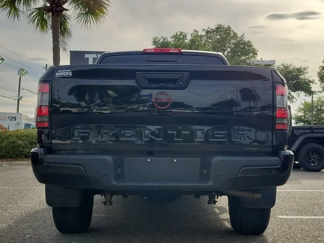 2024 Nissan Frontier PRO-4X - Photo 11