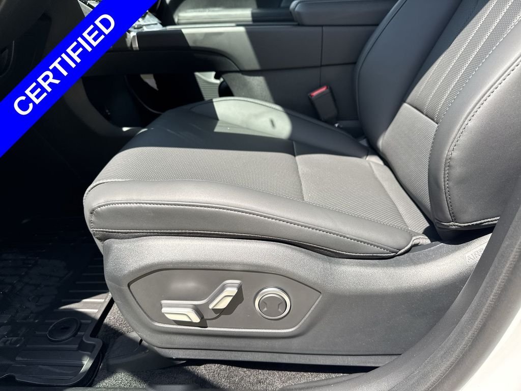 Used 2026 White Hyundai SEL image 14