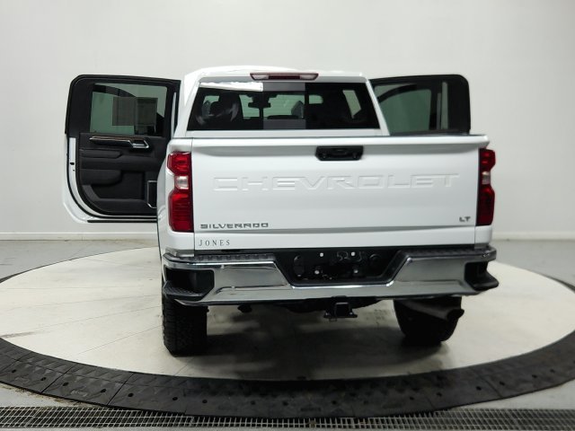 Used 2024 White Chevrolet LT image 15