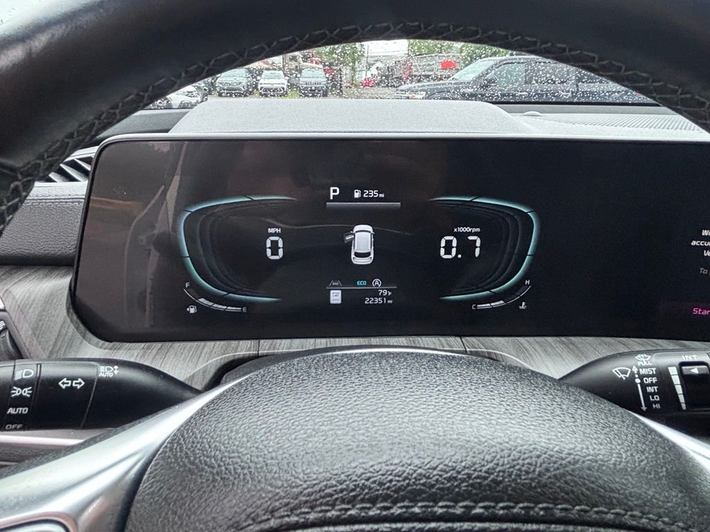 Used 2023 White Kia EX image 16