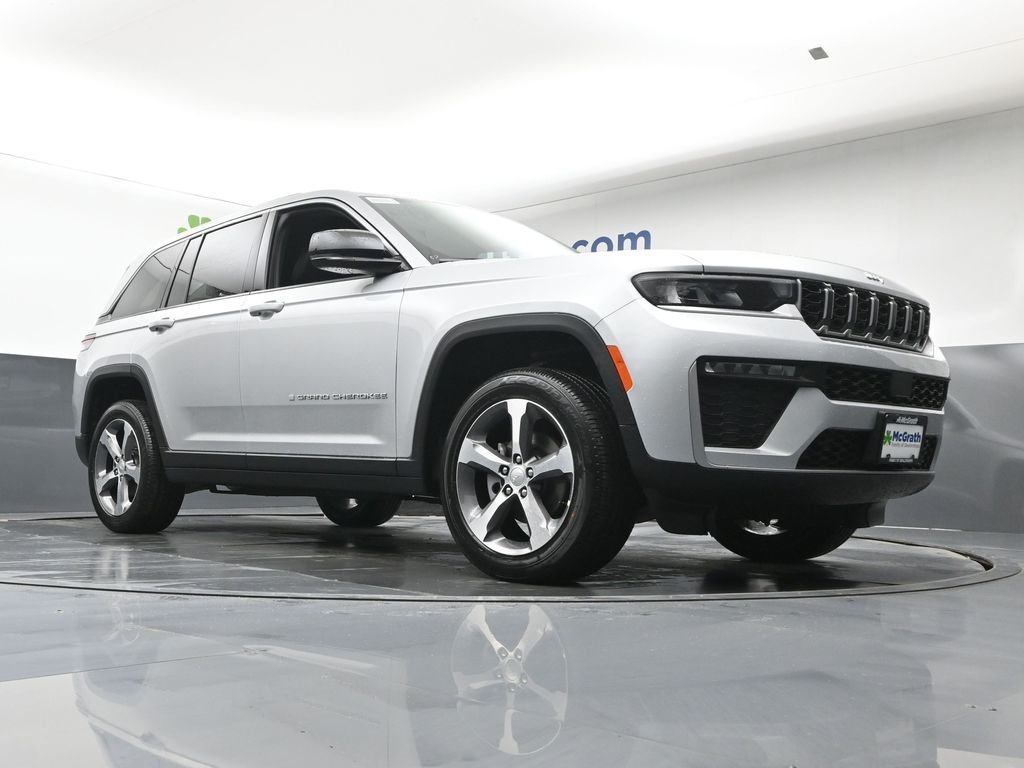 New 2026 Silver Zynith Jeep Limited image 25