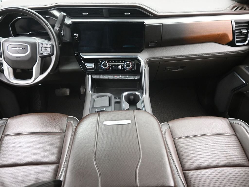 Used 2024 Silver GMC Denali image 15