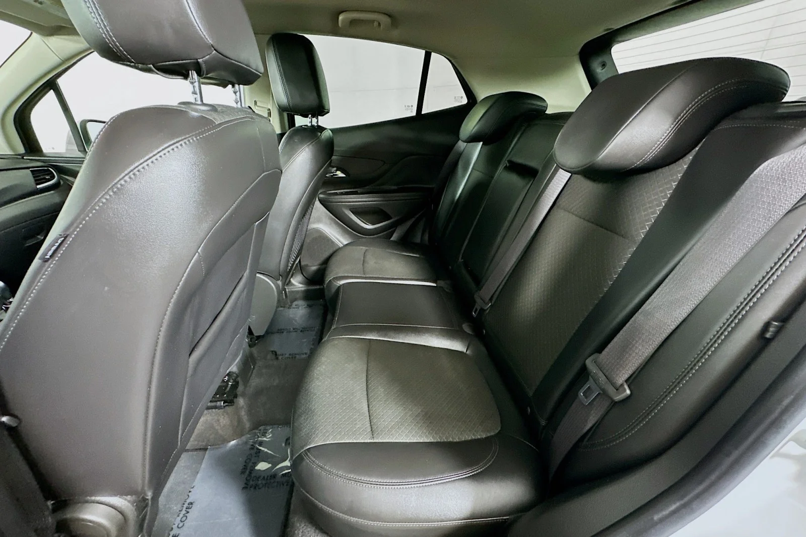 Used 2018 Summit White Buick Preferred image 9