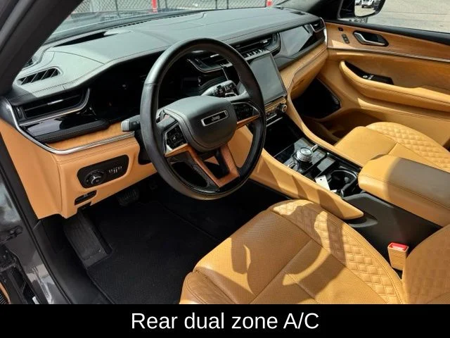Used 2023 Gray Jeep Summit image 16