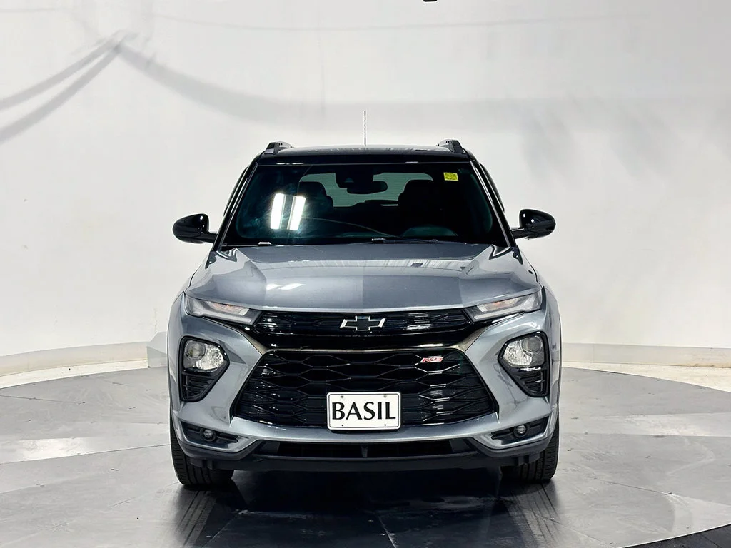 Used 2022 SATIN STEEL METALLIC Chevrolet RS image 9