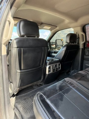 Used 2021 Black Ford LARIAT image 17