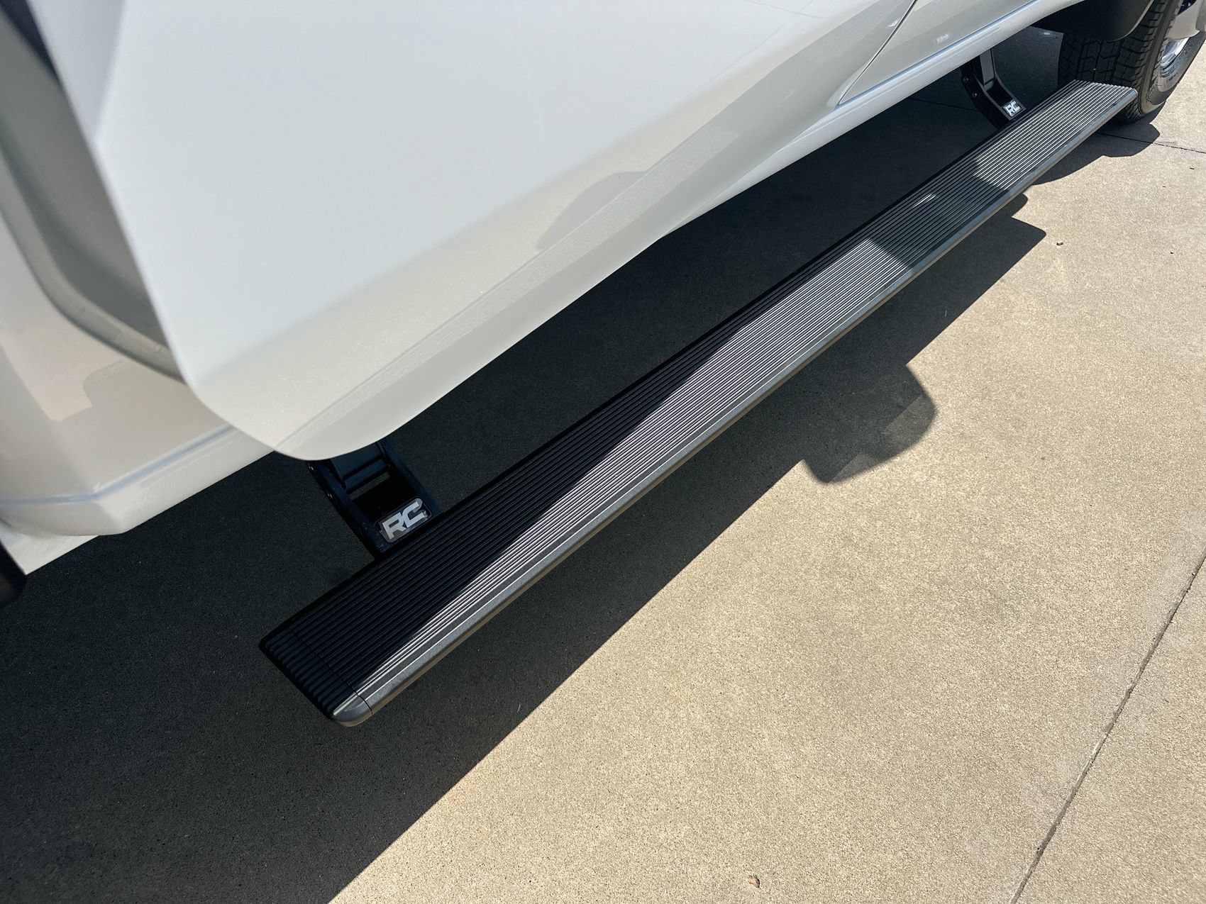 New 2026 Summit White Chevrolet Work Truck image 23