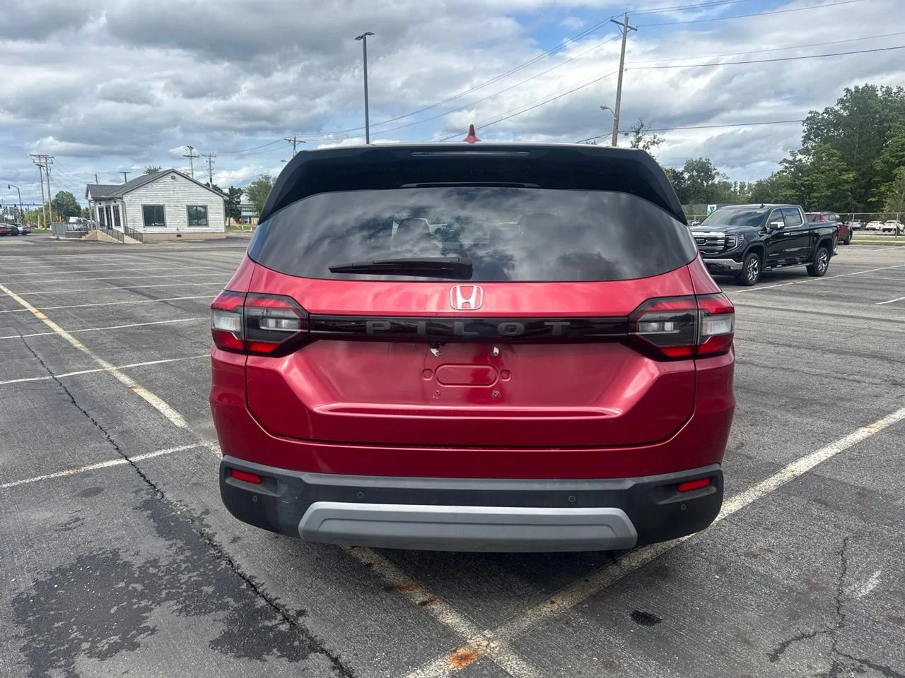 Used 2024 Red Honda EX-L image 7