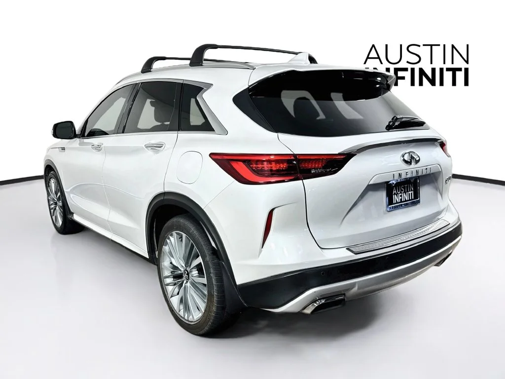 Certified Used 2023 White INFINITI Sensory image 7