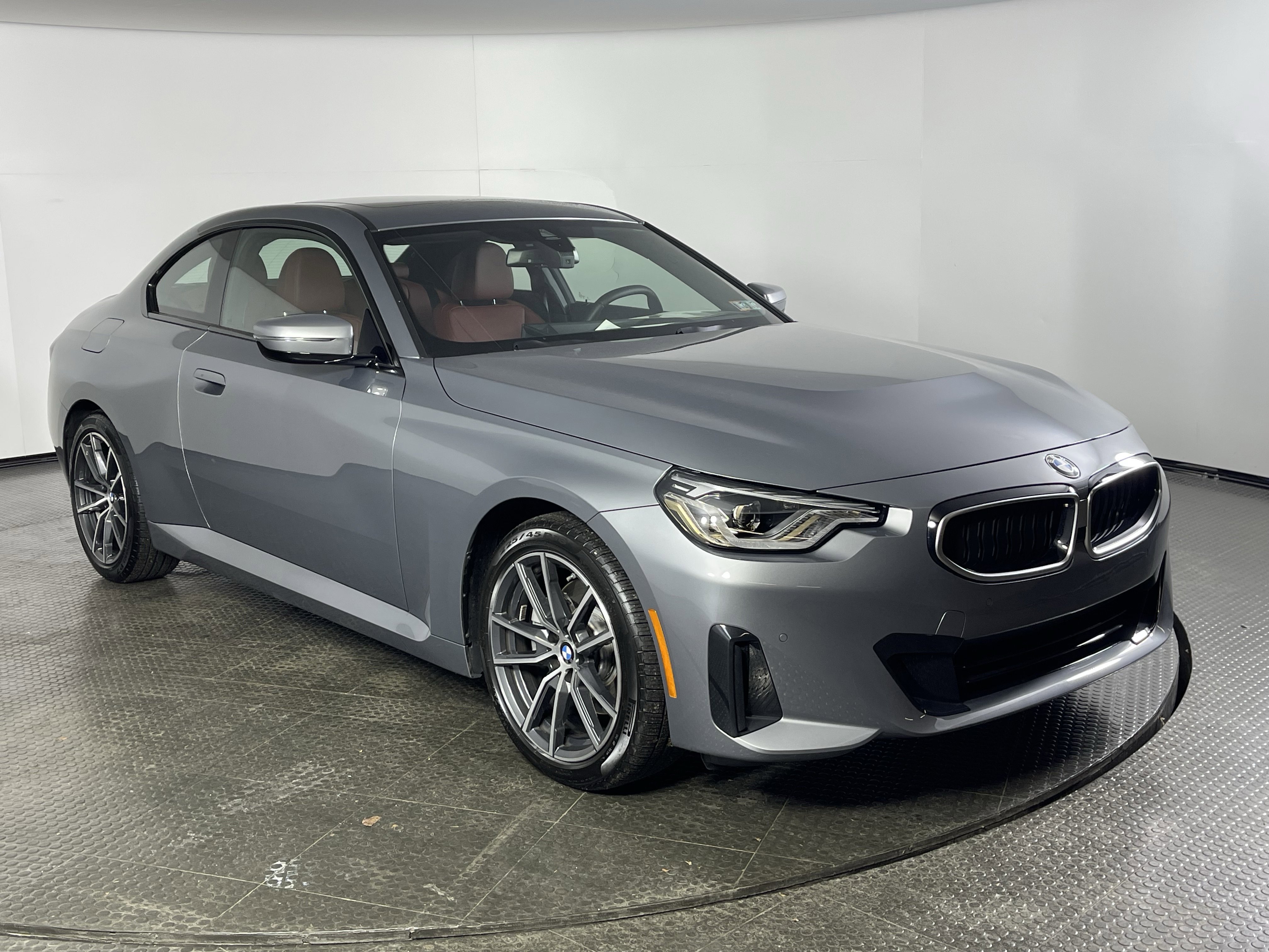 2025 BMW 2 Series 230i - Photo 3