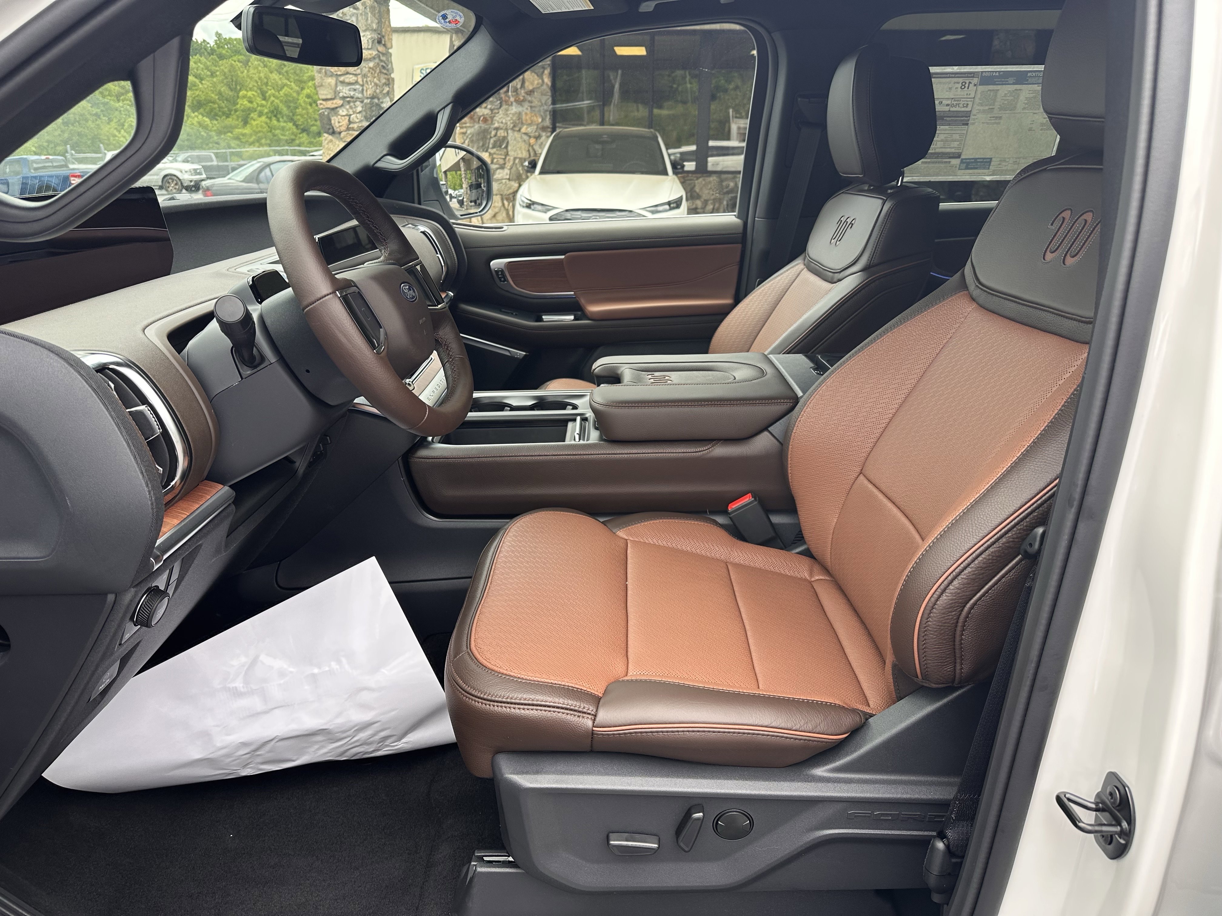 New 2026 Star White Metallic Tri-Coat Ford King Ranch® image 10