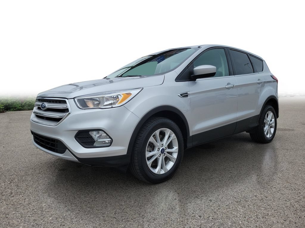 Used 2019 Ford Escape SE with VIN 1FMCU9GD7KUA77440 for sale in Muskegon, MI