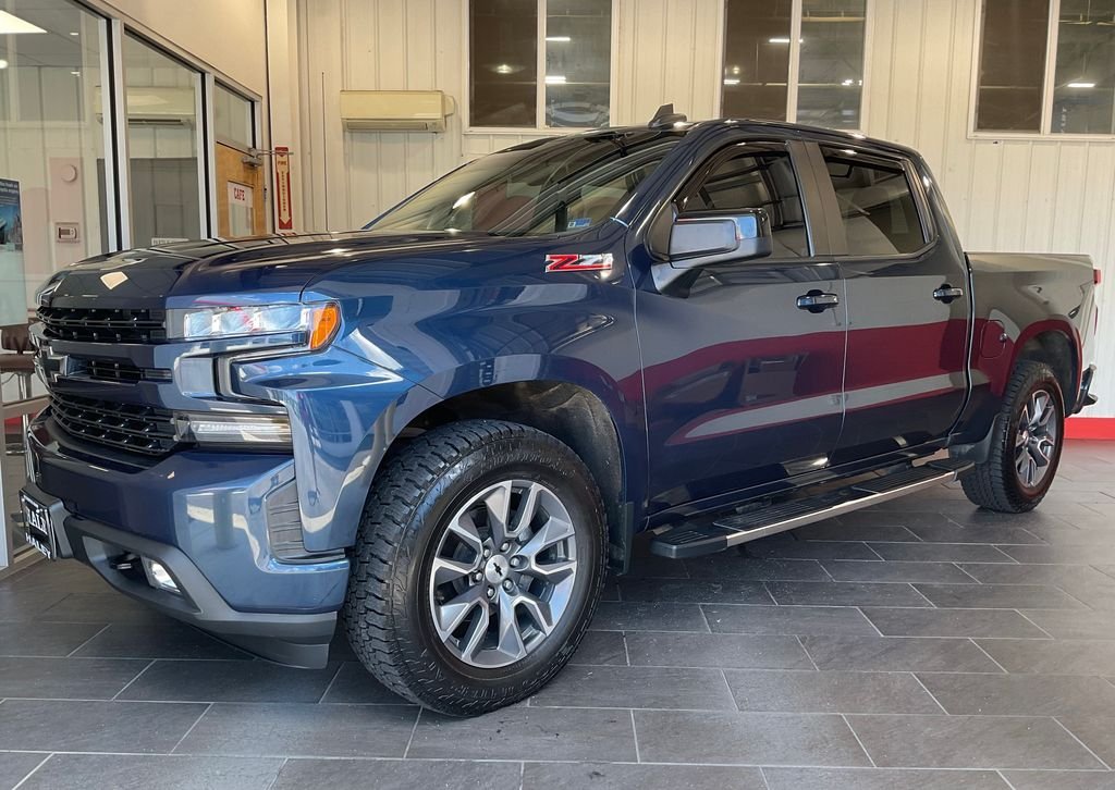 Used 2021 Blue Chevrolet RST image 2