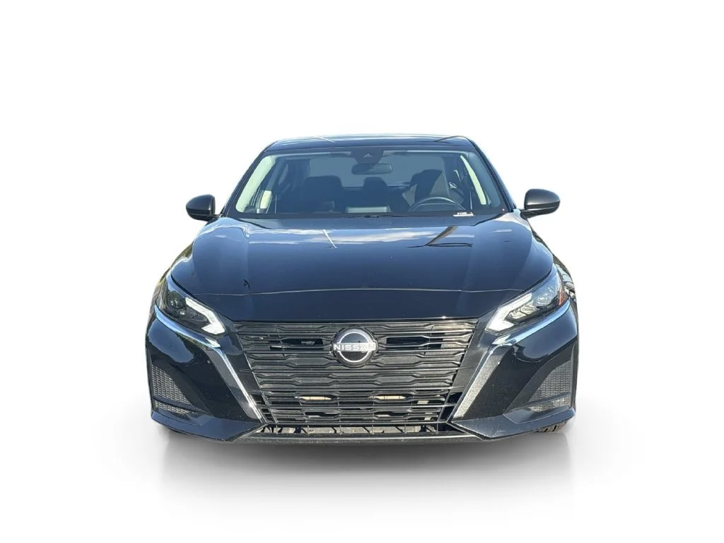 Used 2025 Super Black Nissan SV image 2