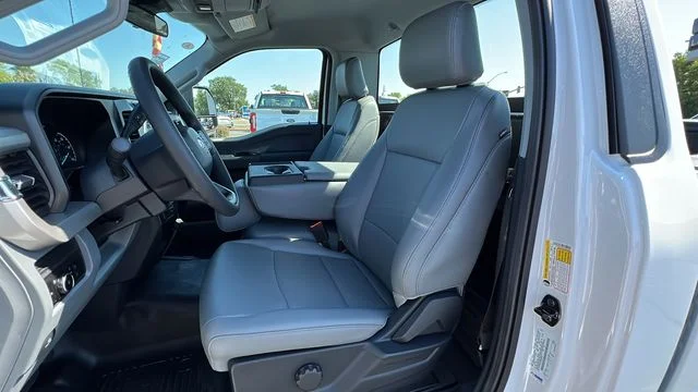 New 2023 White Ford XL image 17