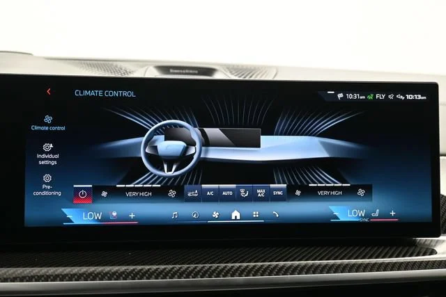 Used 2026 Carbon Black Meta BMW M60i image 19
