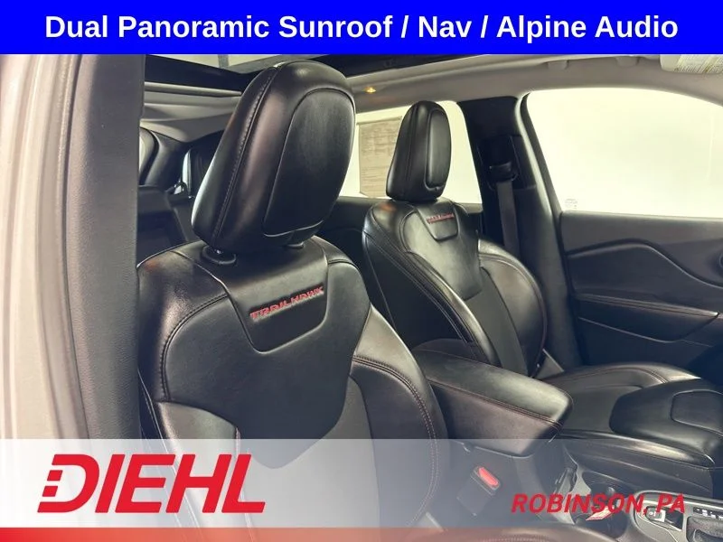 Used 2022 Silver Jeep Trailhawk image 15