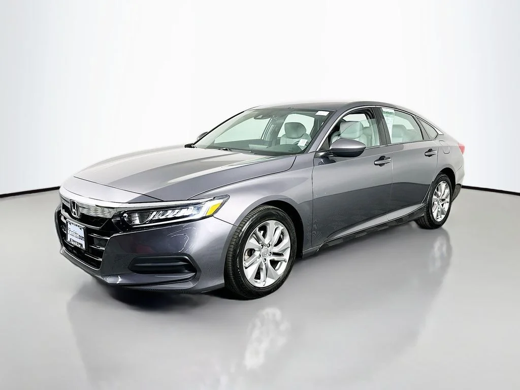 Used 2018 Lunar Silver Metallic Honda LX image 4