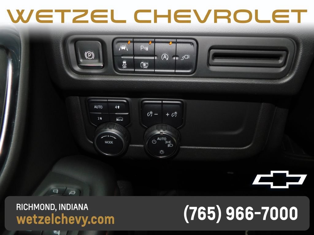 2022 Chevrolet Suburban RST - Photo 40