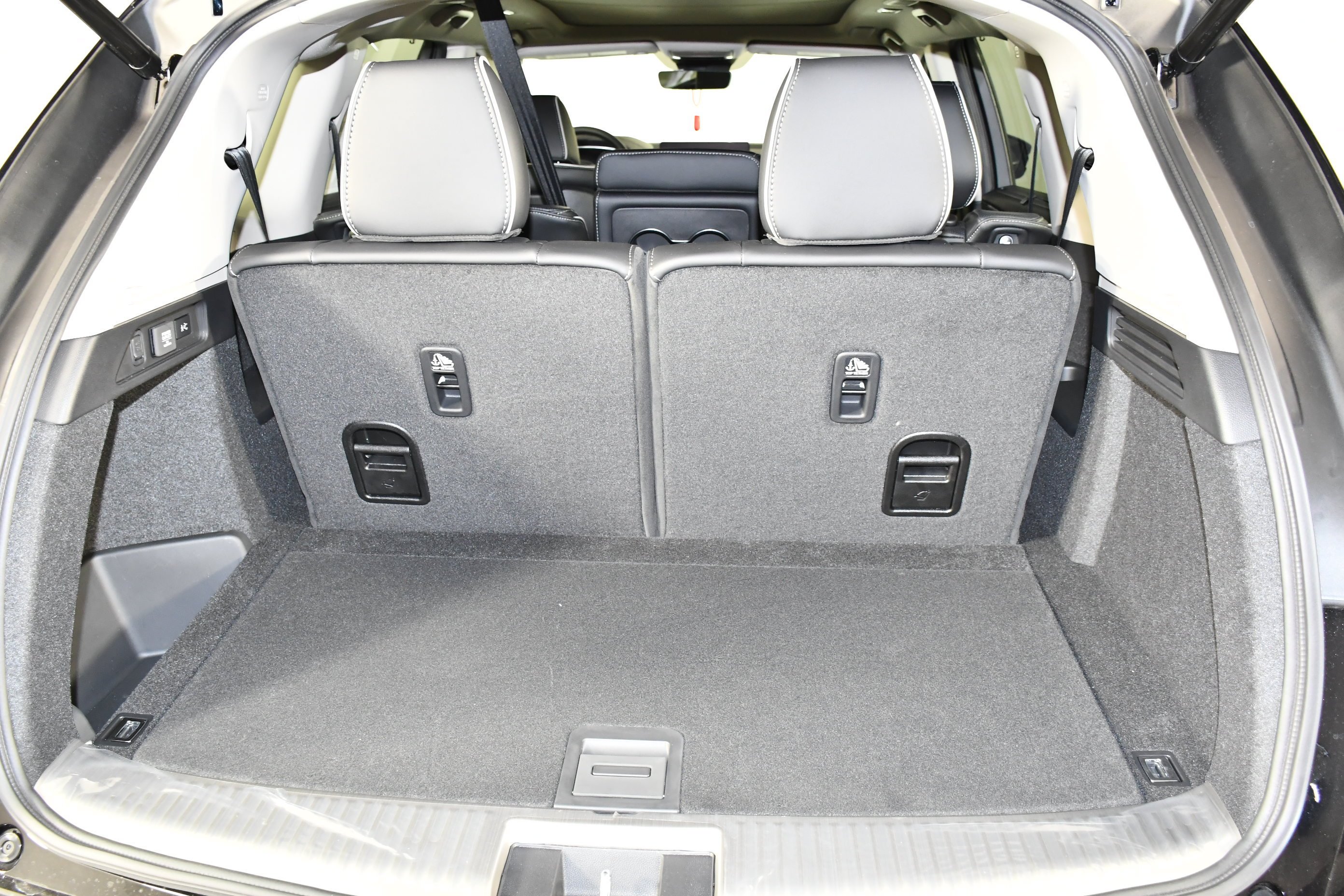 New 2026 Majestic Black Pearl Acura w/Advance Package image 16