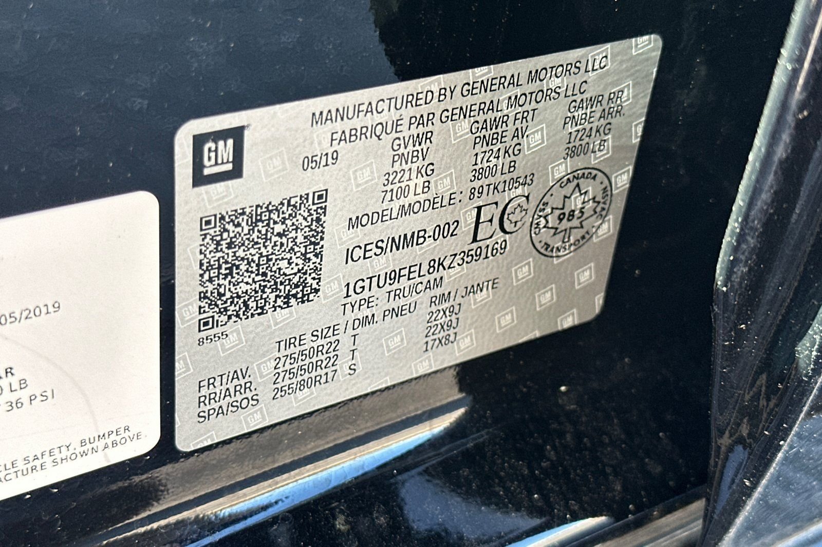 Used 2019  GMC Denali image 29