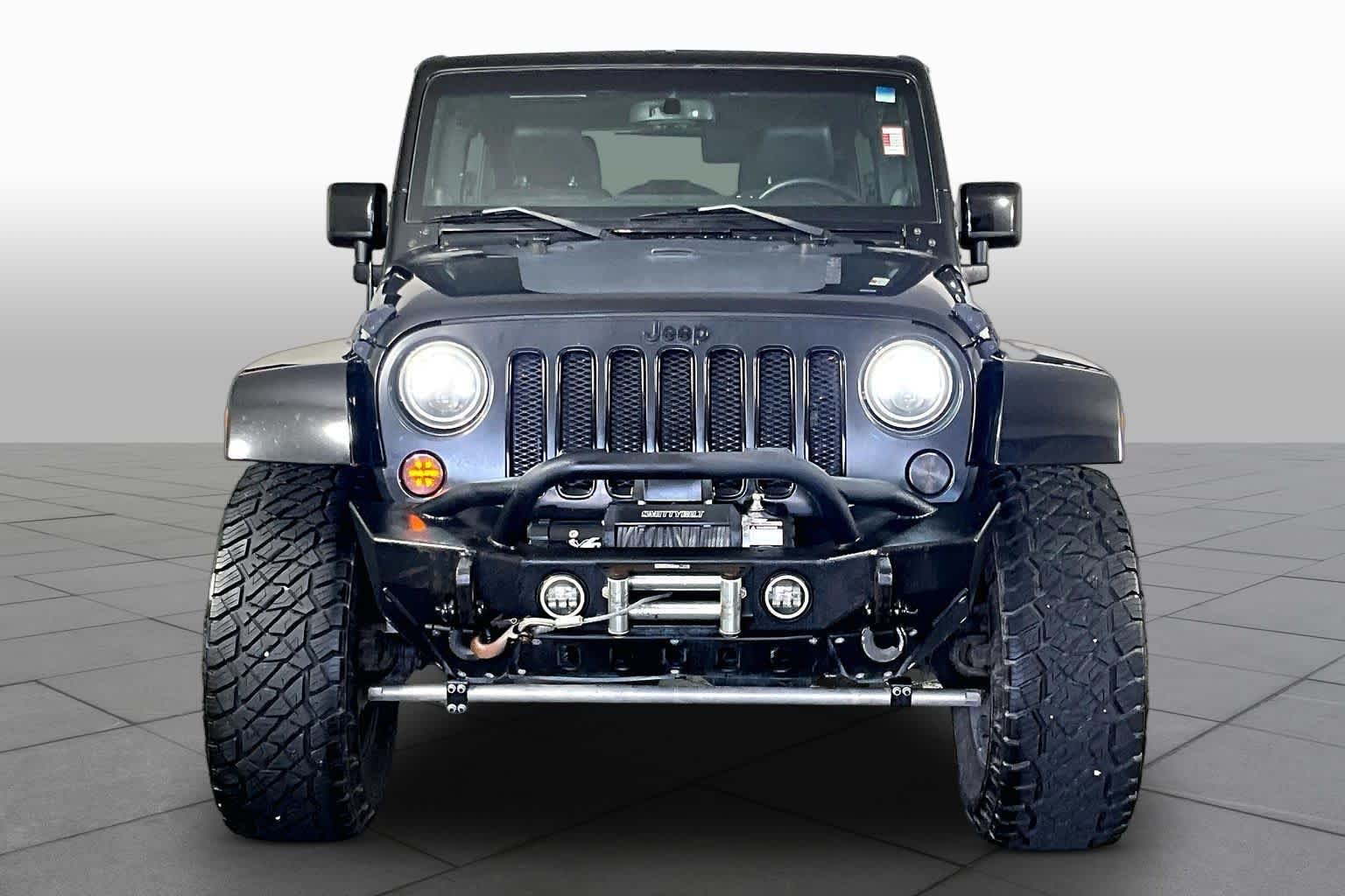 Used 2014 Black Clearcoat Jeep Altitude image 4