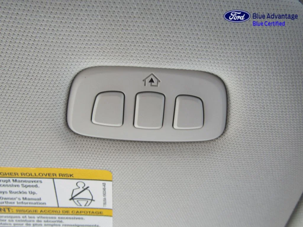 Certified Used 2025 Star White Ford Active image 38
