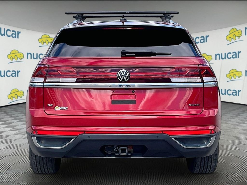 Used 2024 Aurora Red Metallic Volkswagen 2.0T SE w/Technology image 5