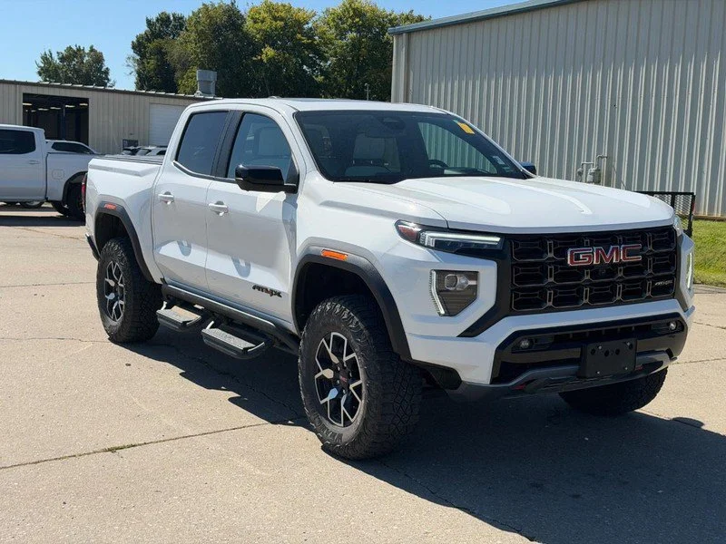 2024 GMC Canyon