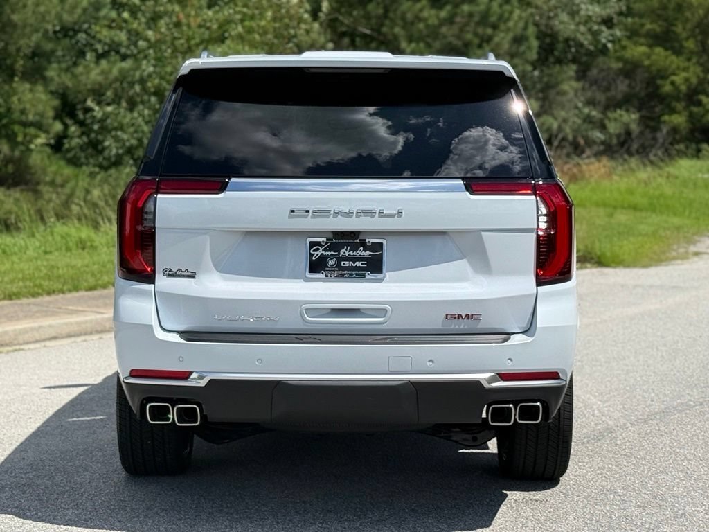 2026 GMC Yukon Denali - Photo 13