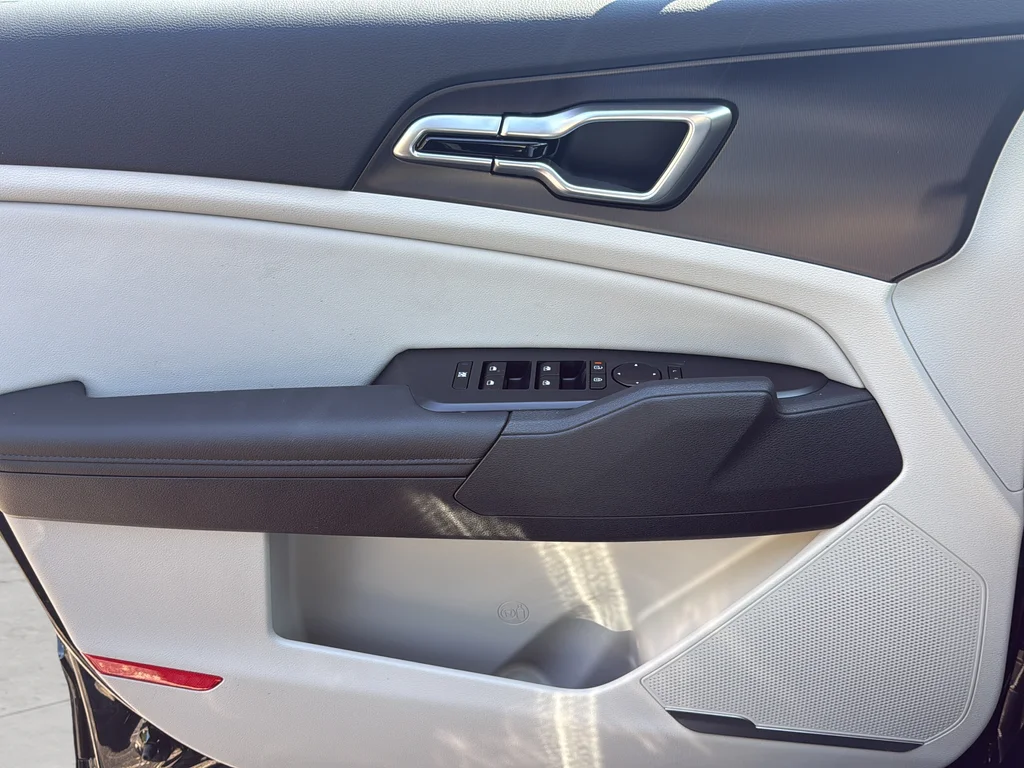 New 2026 Black Kia EX image 28