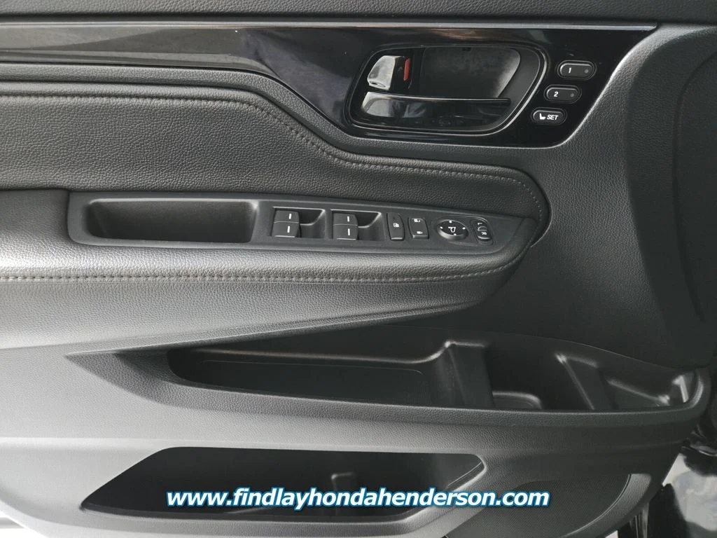 2024 Honda Odyssey Touring - Photo 24