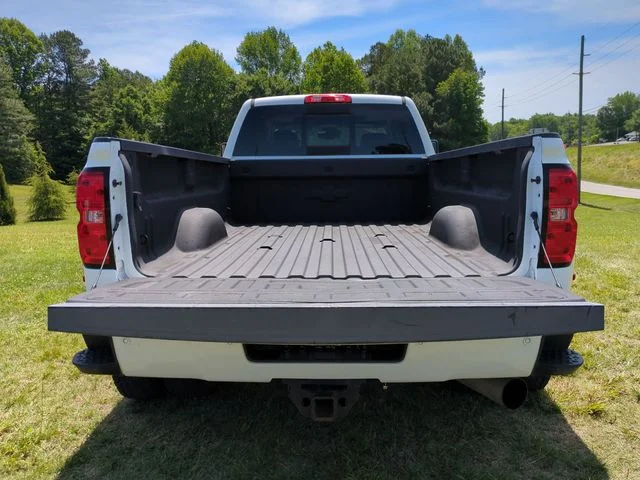 Used 2019 White Chevrolet LTZ image 24