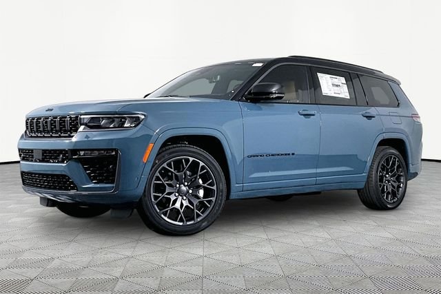 2026 Jeep Grand Cherokee L Summit 4x4's photo
