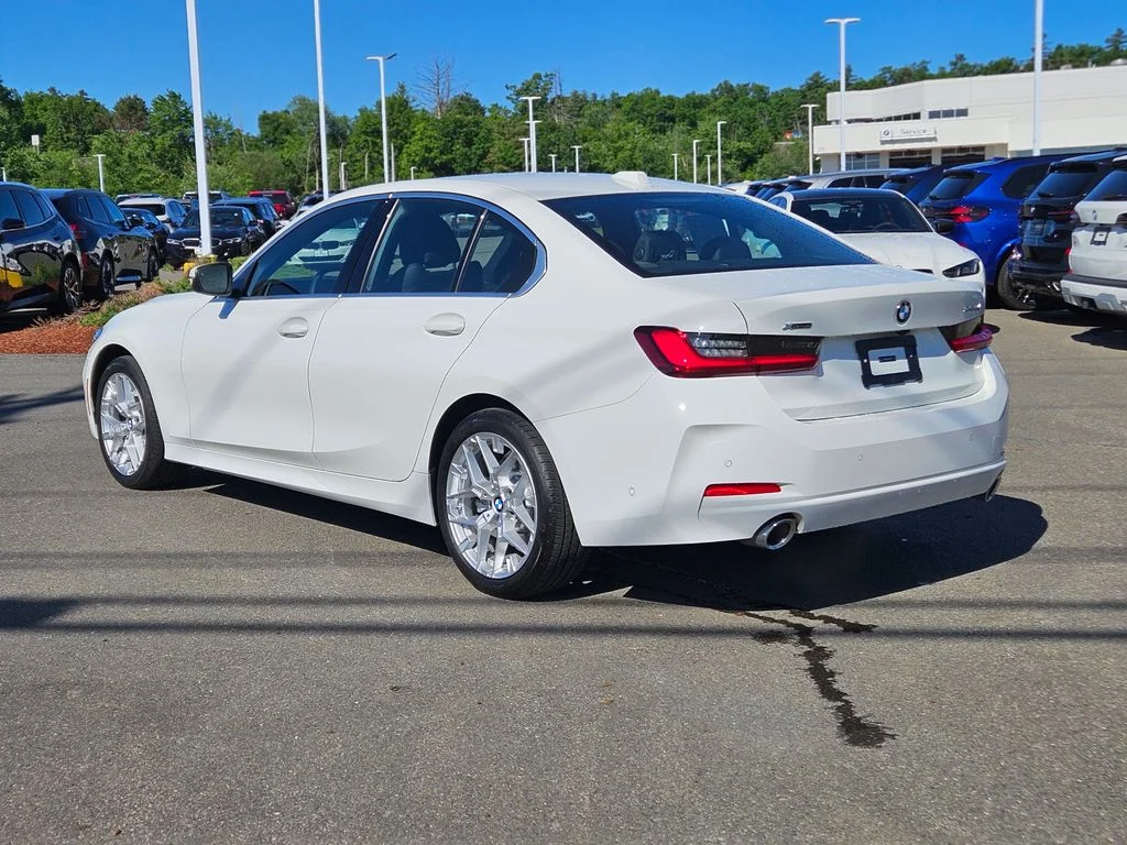 Used 2025 Alpine White BMW 330i xDrive image 5
