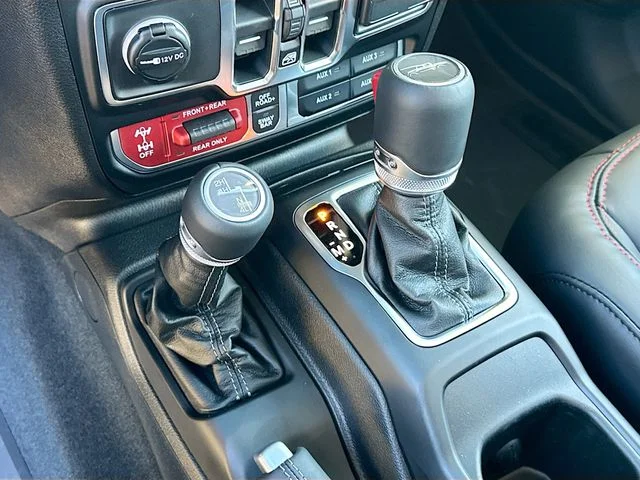 New 2026 Reign Jeep Rubicon image 12